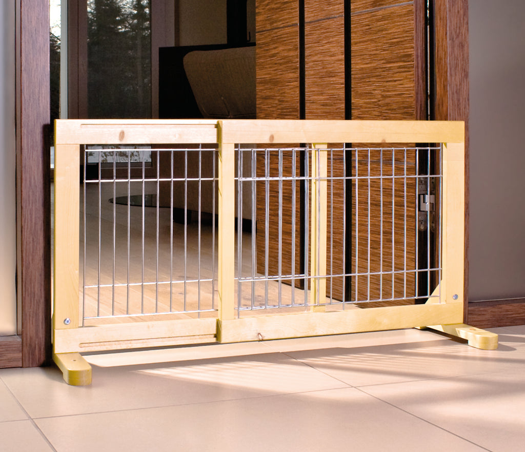 Dog barrier, wood, 65–108 × 50 cm